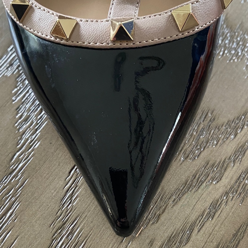 Valentino Rock Stud Black and Tan Studded Heels EU size 40 - Picture 5 of 16